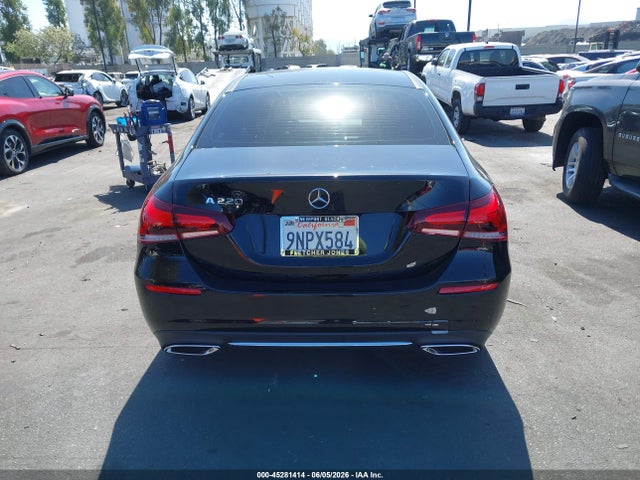 2019 Mercedes-benz A 220 მანქანა იყიდება აუქციონზე, vin: WDD3G4EB5KW017294, აუქციონის ნომერი: 45281414