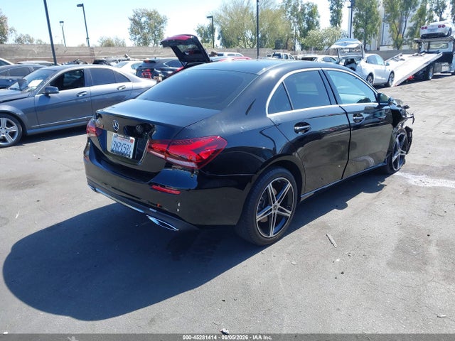 2019 Mercedes-benz A 220 მანქანა იყიდება აუქციონზე, vin: WDD3G4EB5KW017294, აუქციონის ნომერი: 45281414