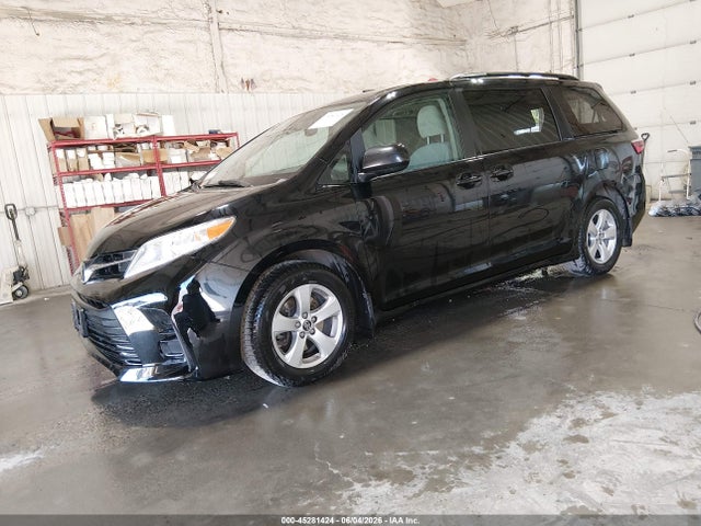 5TDKZ3DC3LS052132 Toyota Sienna Le 8-passenger