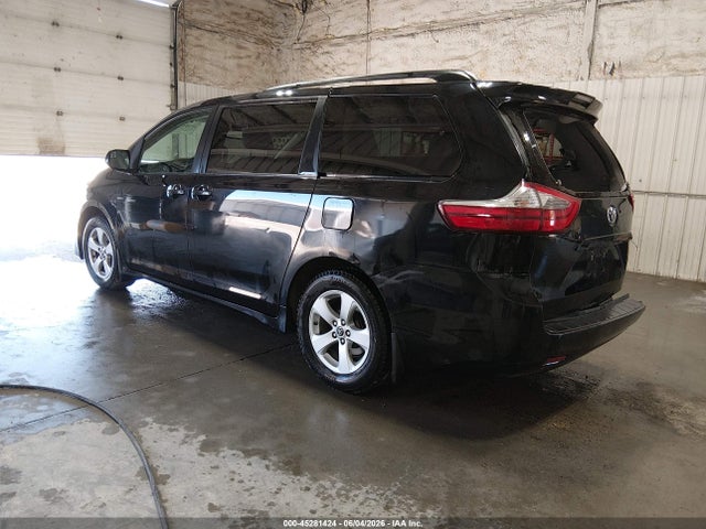 5TDKZ3DC3LS052132 Toyota Sienna Le 8-passenger
