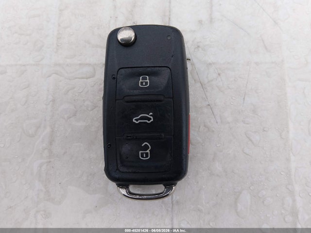 45281426 :رقم المزاد ، 1VWBT7A33HC079169 vin ، 2017 Volkswagen Passat 1.8t Se مزاد بيع