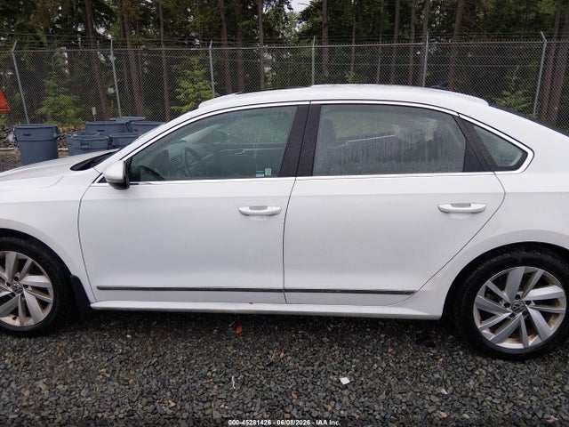 45281426 :رقم المزاد ، 1VWBT7A33HC079169 vin ، 2017 Volkswagen Passat 1.8t Se مزاد بيع