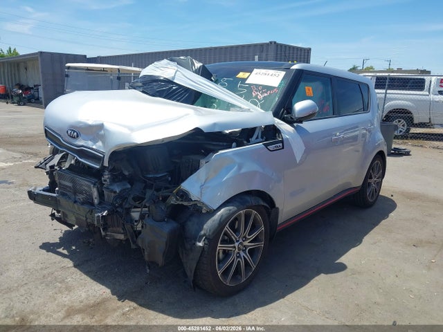 KIA Soul ! 2018 KNDJX3AA9J7537709 Image 2