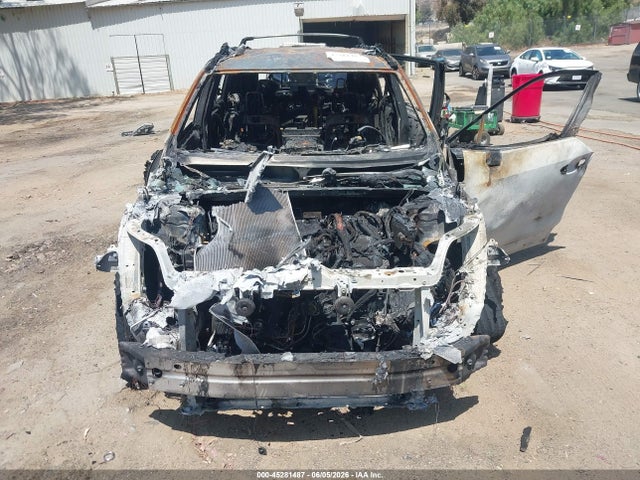 JTMMWRFV7RD231295 Toyota Rav4 Hybrid Le