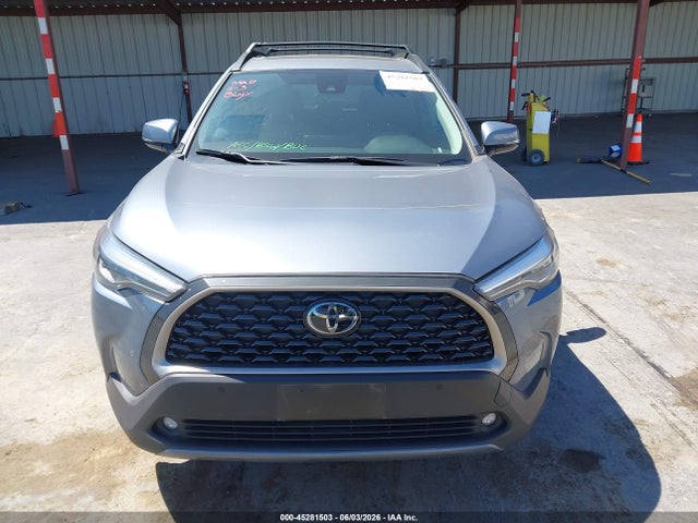 Toyota Corolla Cross Xle 2022 7MUDAAAG0NV033199 Image 12