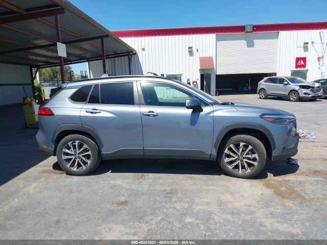 Toyota Corolla Cross Xle 2022 7MUDAAAG0NV033199 Image 13
