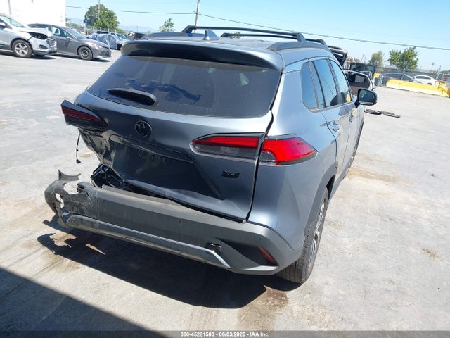 Toyota Corolla Cross Xle 2022 7MUDAAAG0NV033199 Image 4