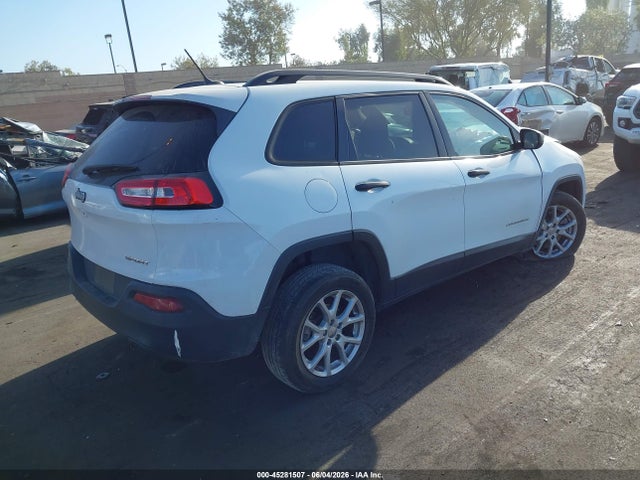 1C4PJLAB7GW158789 Jeep Cherokee Sport