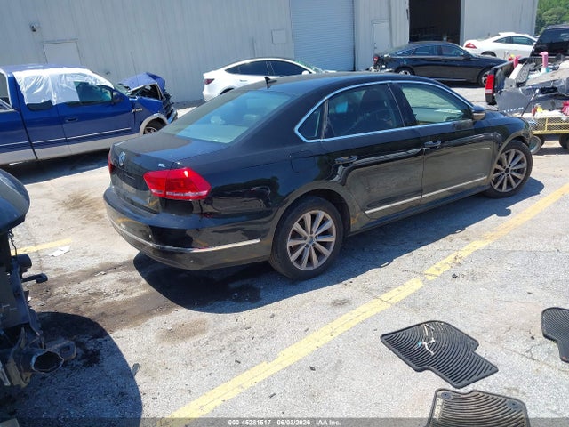 45281517 :رقم المزاد ، 1VWCH7A36CC073039 vin ، 2012 Volkswagen Passat 2.5l Sel مزاد بيع