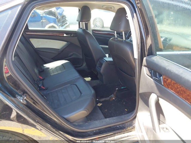 45281517 :رقم المزاد ، 1VWCH7A36CC073039 vin ، 2012 Volkswagen Passat 2.5l Sel مزاد بيع