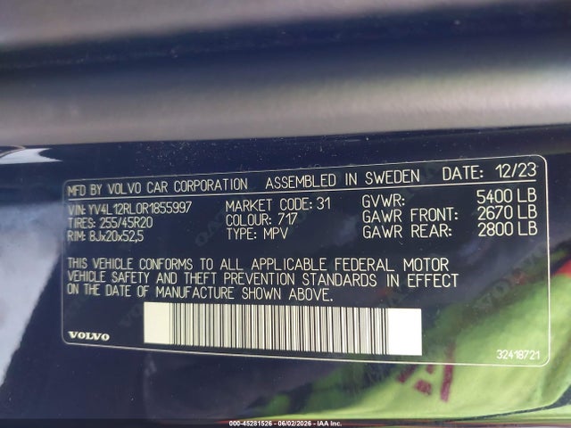 Volvo Xc60 B5 Plus Dark Theme 2024 YV4L12RL0R1855997 Image 9
