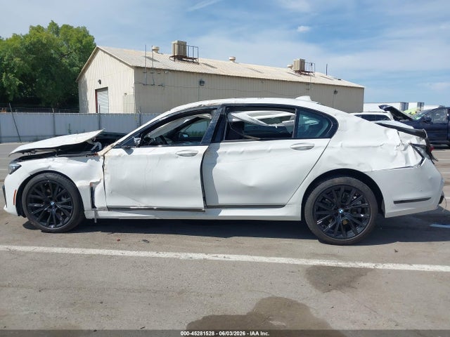 BMW 740 I 2022 WBA7T2C06NCJ08509 Image 14