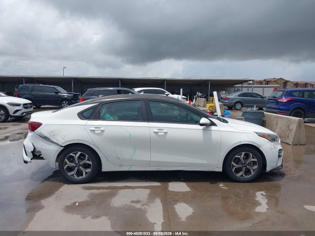 45281533 :رقم المزاد ، 3KPF24AD4KE055817 vin ، 2019 Kia Forte Lxs مزاد بيع
