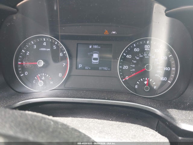 45281533 :رقم المزاد ، 3KPF24AD4KE055817 vin ، 2019 Kia Forte Lxs مزاد بيع