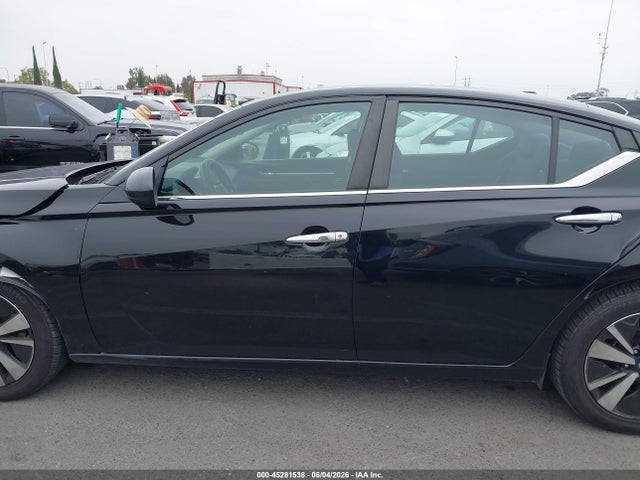 1N4BL4DV4MN411638 Nissan Altima Sv Fwd