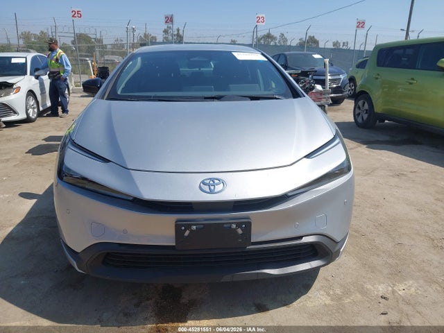 JTDACAAU5S3061655 Toyota Prius Le