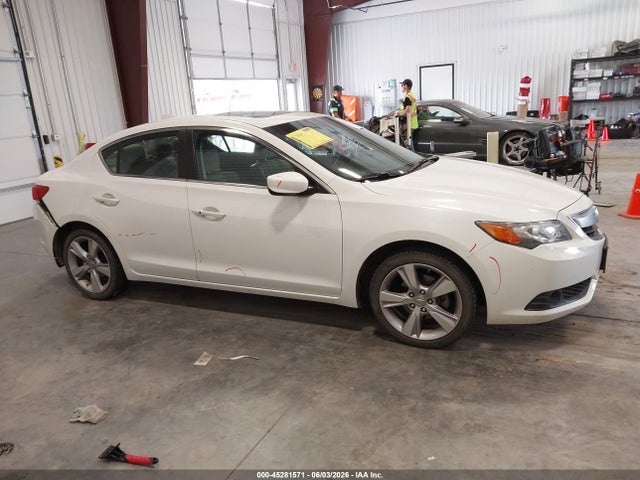 45281571 :رقم المزاد ، 19VDE1F73EE014561 vin ، 2014 Acura Ilx 2.0l مزاد بيع