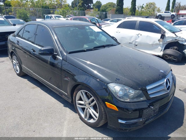 45281577 :رقم المزاد ، WDDGF8BB3CR214786 vin ، 2012 Mercedes-benz C 300 Sport 4matic مزاد بيع