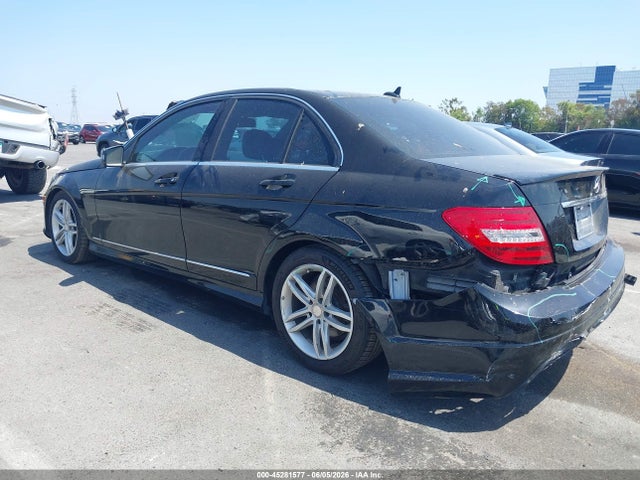 2012 Mercedes-benz C 300 Sport 4matic მანქანა იყიდება აუქციონზე, vin: WDDGF8BB3CR214786, აუქციონის ნომერი: 45281577