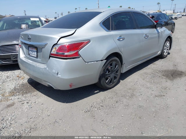 45281582 :رقم المزاد ، 1N4AL3AP2FC272166 vin ، 2015 Nissan Altima 2.5/2.5 S/2.5 Sl/2.5 Sv مزاد بيع