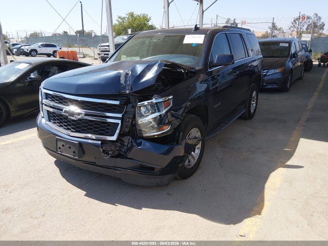 Chevrolet Tahoe Lt 2017 1GNSCBKC2HR166652 Image 2