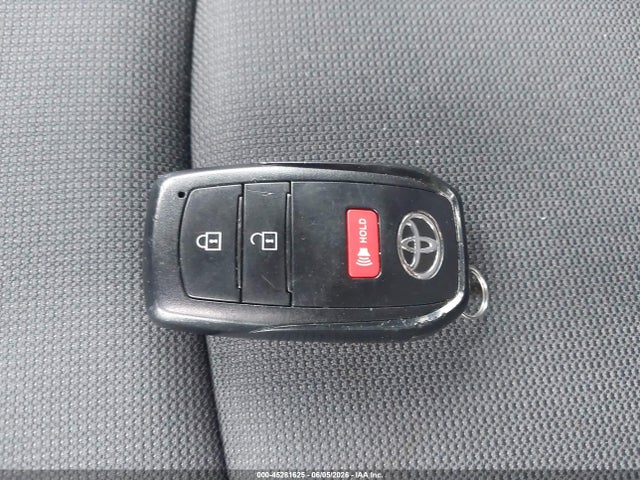 Toyota Corolla Cross Le 2023 7MUCAAAG3PV045314 Image 11