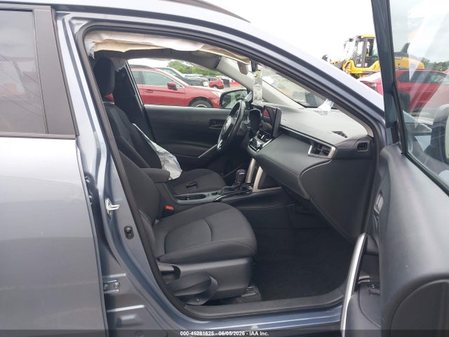 Toyota Corolla Cross Le 2023 7MUCAAAG3PV045314 Image 5