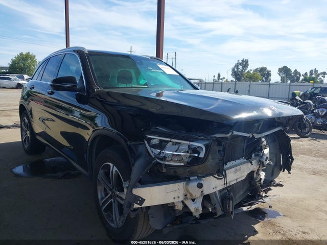45281626 :رقم المزاد ، W1N0G8DB9MV267760 vin ، 2021 Mercedes-benz Glc 300 Suv مزاد بيع