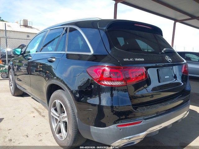 45281626 :رقم المزاد ، W1N0G8DB9MV267760 vin ، 2021 Mercedes-benz Glc 300 Suv مزاد بيع