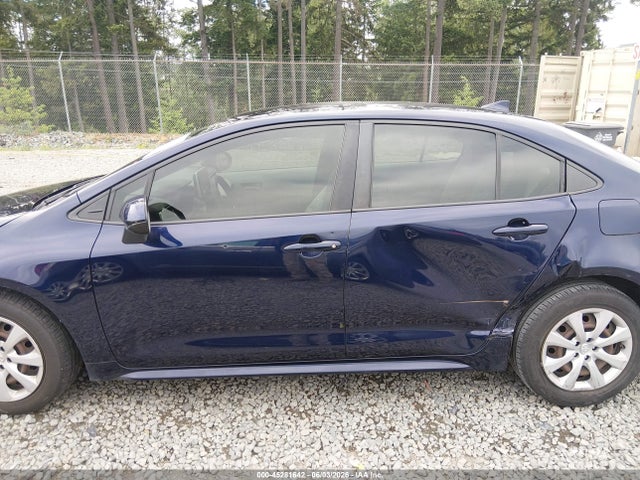 45281642 :رقم المزاد ، JTDEPRAE3LJ062233 vin ، 2020 Toyota Corolla Le مزاد بيع