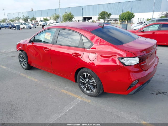 45281644 :رقم المزاد ، 3KPF24AD2PE611114 vin ، 2023 Kia Forte Lxs مزاد بيع