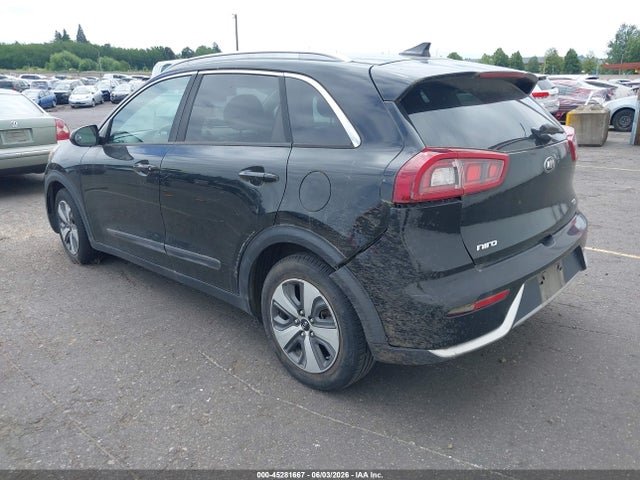 KNDCB3LC5H5072065 KIA NIRO LX