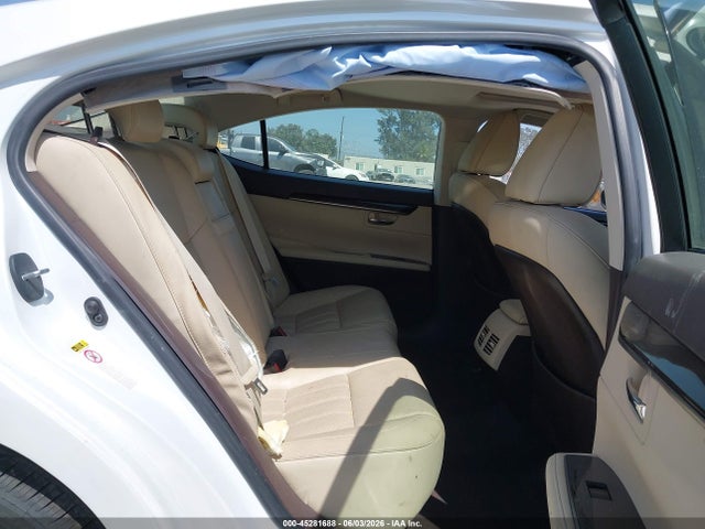 Lexus ES 350 2016 JTHBK1GG7G2233995 Image 8