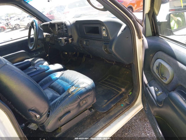 Aukcja sprzedaży 1998 Chevrolet C2500 Fleetside, vin: 1GCGC29R2WE134877, numer aukcji: 45281691