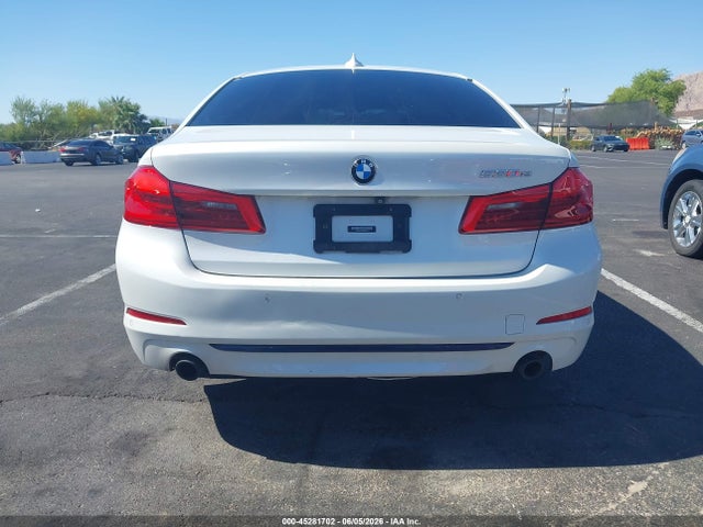 WBAJA9C59KB391859 BMW 530e Iperformance