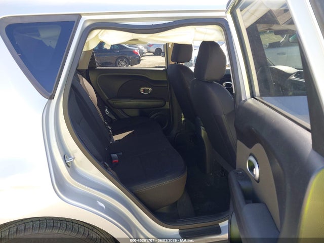 KIA Soul 2016 KNDJN2A28G7859260 Image 8