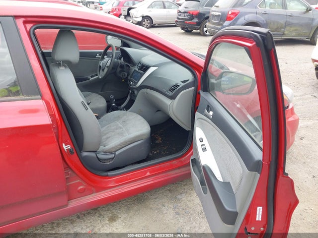 2014 Hyundai Accent Gls მანქანა იყიდება აუქციონზე, vin: KMHCT4AE8EU743846, აუქციონის ნომერი: 45281708