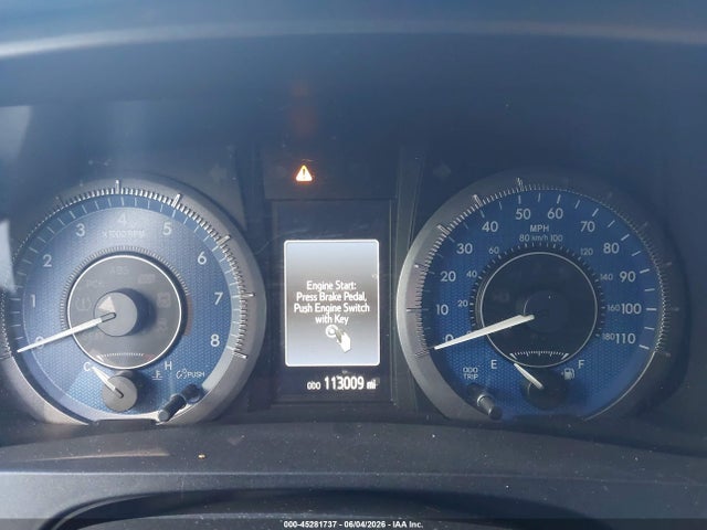 5TDYZ3DC8KS975215 Toyota Sienna Xle 8 Passenger