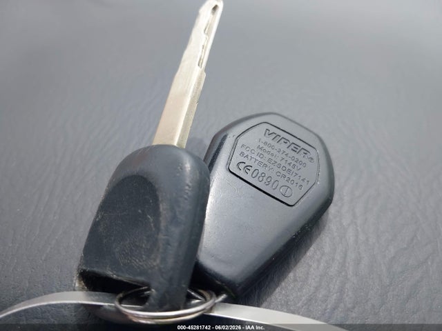 45281742 :رقم المزاد ، JHLRD68424C018030 vin ، 2004 Honda Cr-v Lx مزاد بيع