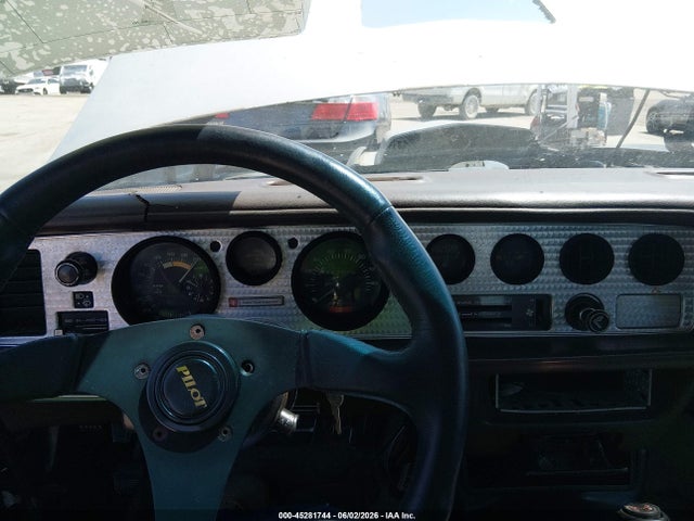 1981 Pontiac Firebird Trans Am მანქანა იყიდება აუქციონზე, vin: 1G2AW87W1BL109925, აუქციონის ნომერი: 45281744