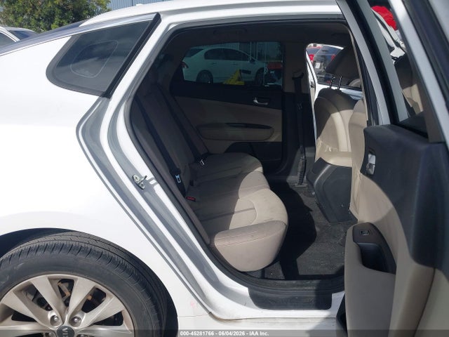 KIA Optima Lx 2018 5XXGT4L37JG268840 Image 8