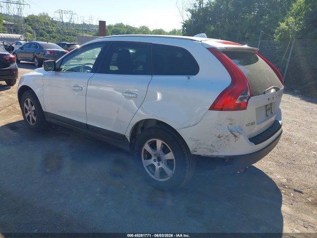 45281771 :رقم المزاد ، YV4940DZ1B2181344 vin ، 2011 Volvo Xc60 3.2 مزاد بيع
