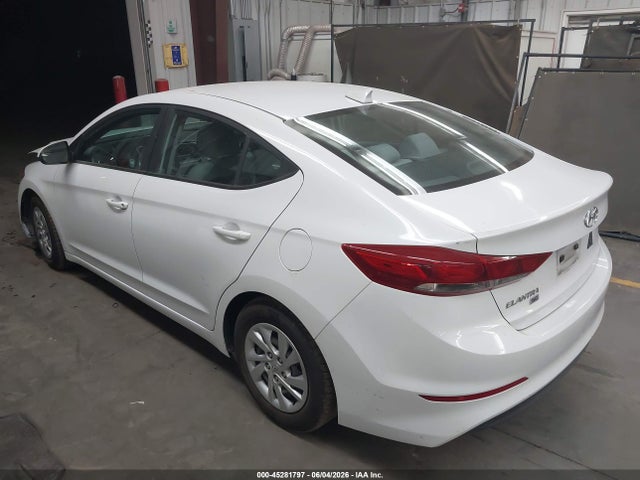 Hyundai ELANTRA SE 2017 5NPD74LFXHH092141 Image 3