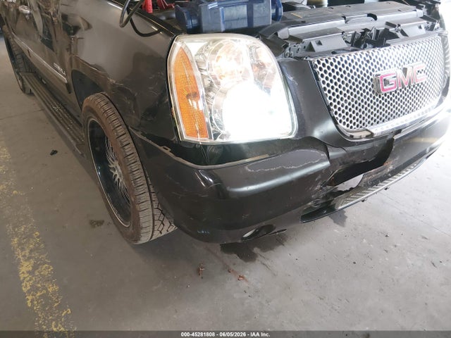 Aukcja sprzedaży 2010 Gmc Yukon Xl 1500 Denali, vin: 1GKUKMEF2AR275063, numer aukcji: 45281808