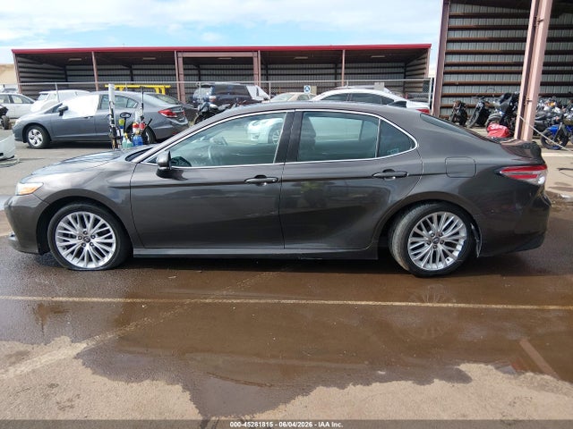 Продаж на аукціоні авто 2018 Toyota Camry Xle, vin: 4T1B11HK4JU136171, номер лоту: 45281815