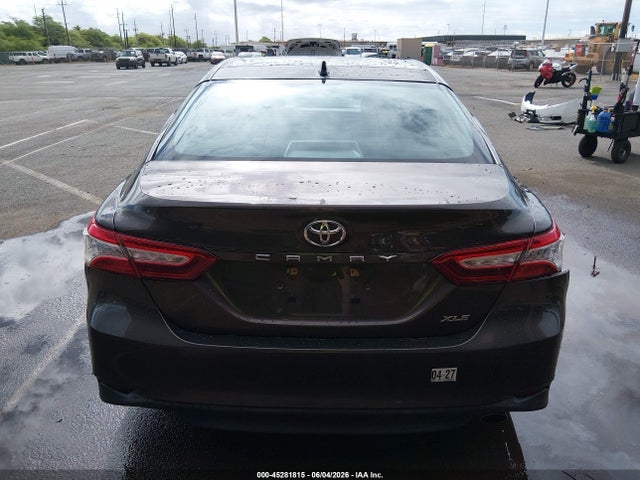 Продаж на аукціоні авто 2018 Toyota Camry Xle, vin: 4T1B11HK4JU136171, номер лоту: 45281815