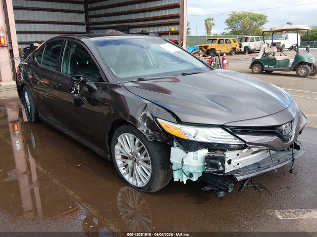 Продаж на аукціоні авто 2018 Toyota Camry Xle, vin: 4T1B11HK4JU136171, номер лоту: 45281815