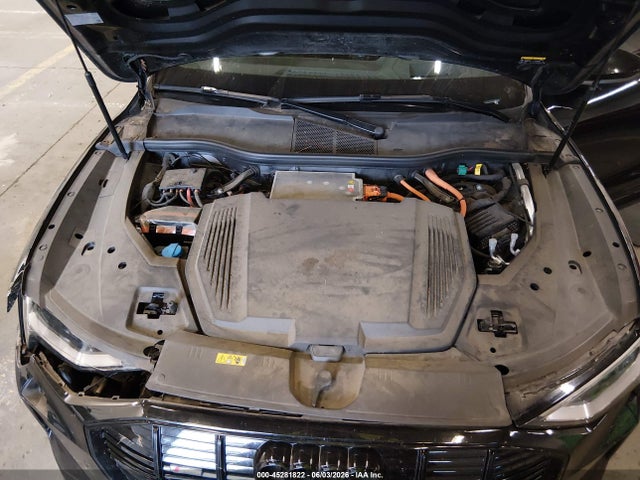 Продажа на аукционе авто 2023 Audi E-tron Premiumwe, vin: WA1VABGE8PB001101, номер лота: 45281822