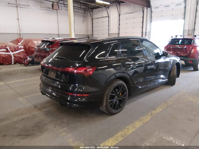 Продажа на аукционе авто 2023 Audi E-tron Premiumwe, vin: WA1VABGE8PB001101, номер лота: 45281822