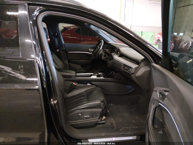 Продажа на аукционе авто 2023 Audi E-tron Premiumwe, vin: WA1VABGE8PB001101, номер лота: 45281822